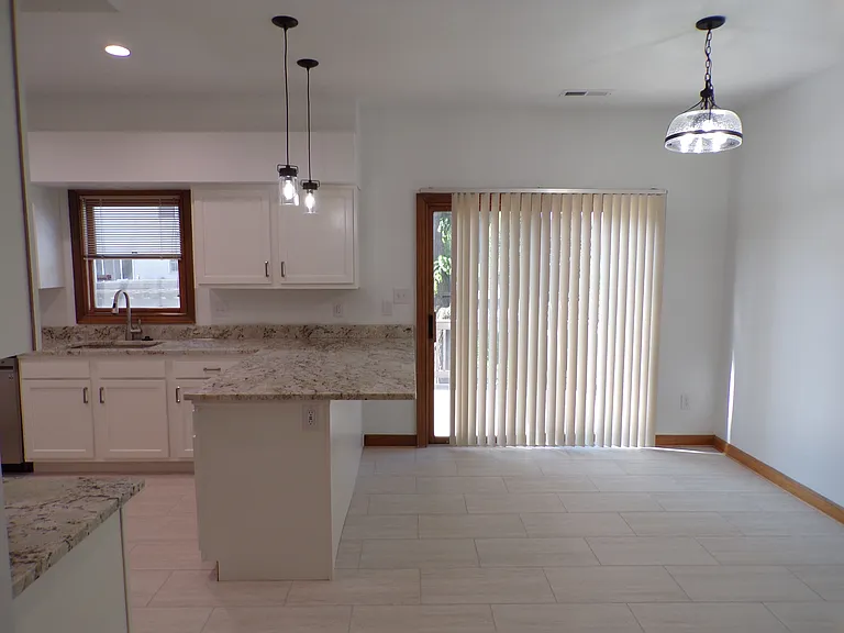 79 Wilber Ave — Photo 6