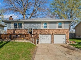 1305 Clark Ave, Independence, MO 64057
