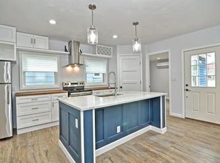 7 Chapel St, Warren, MA 01083