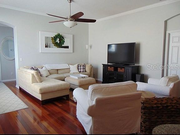 4th image of 132 Eastpark Dr