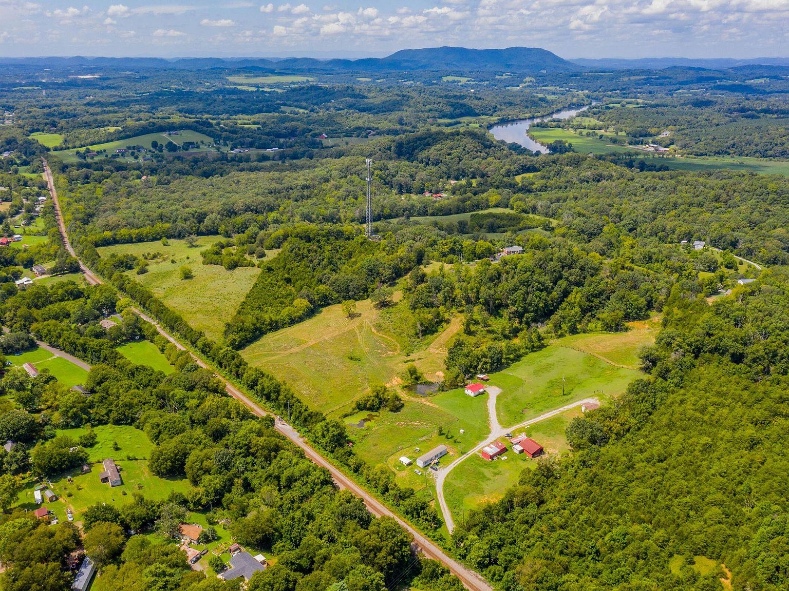 320 & 315 Ln, Strawberry Plains, TN 37871 Zillow