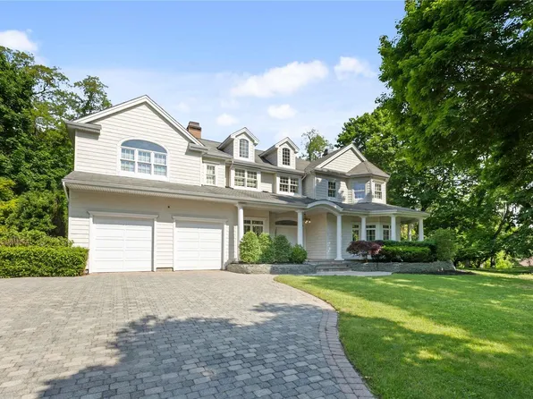 4 Oakway Drive, Stony Brook, NY 11790