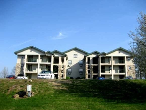 2nd image of 192 W Rockford Dr