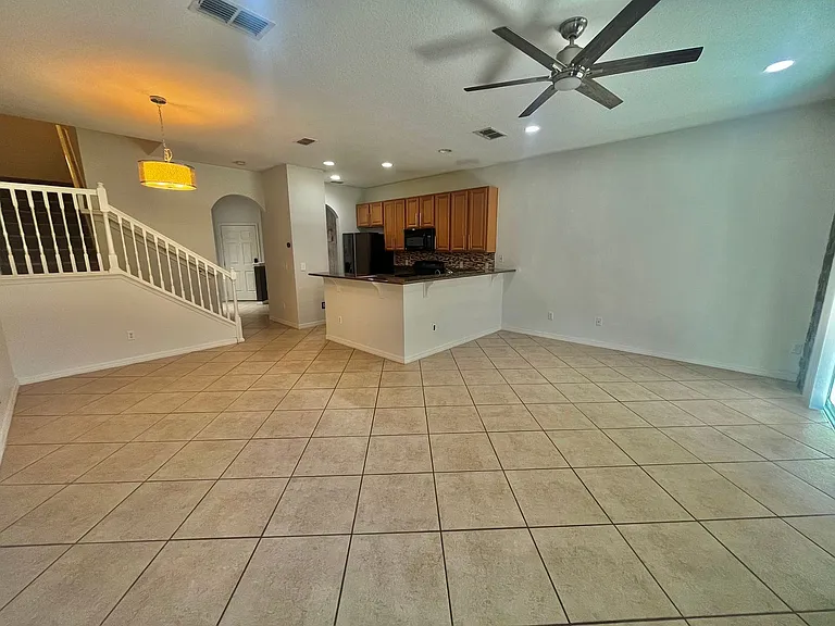 5435 Via Appia Way — Photo 6
