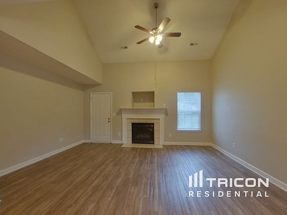 2nd image of 3904 Far West Dr