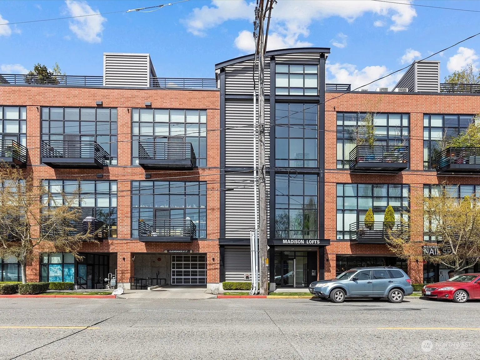 2914 E Madison Street #205 photo 1