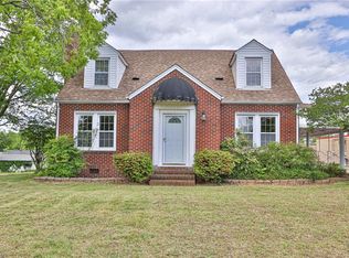 2036 1st Ave SW, Hickory, NC 28602