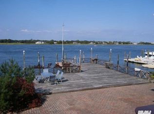 1820 Bay Blvd, Atlantic Beach, NY 11509