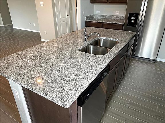 4th image of 25556 Northpark Palm Dr