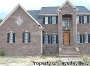 1400 Baj Dr, Fayetteville, NC 28312