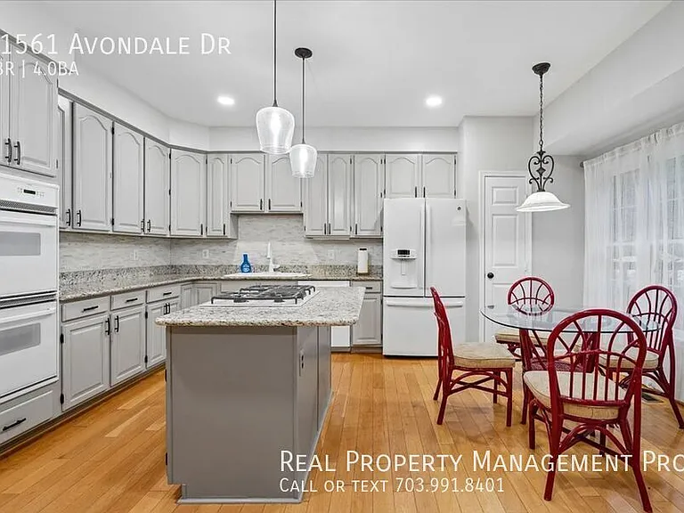 11561 Avondale Dr — Photo 14