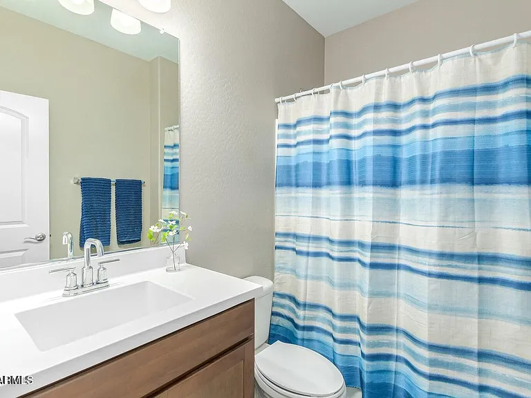 30916 W Verde Ln — Photo 19