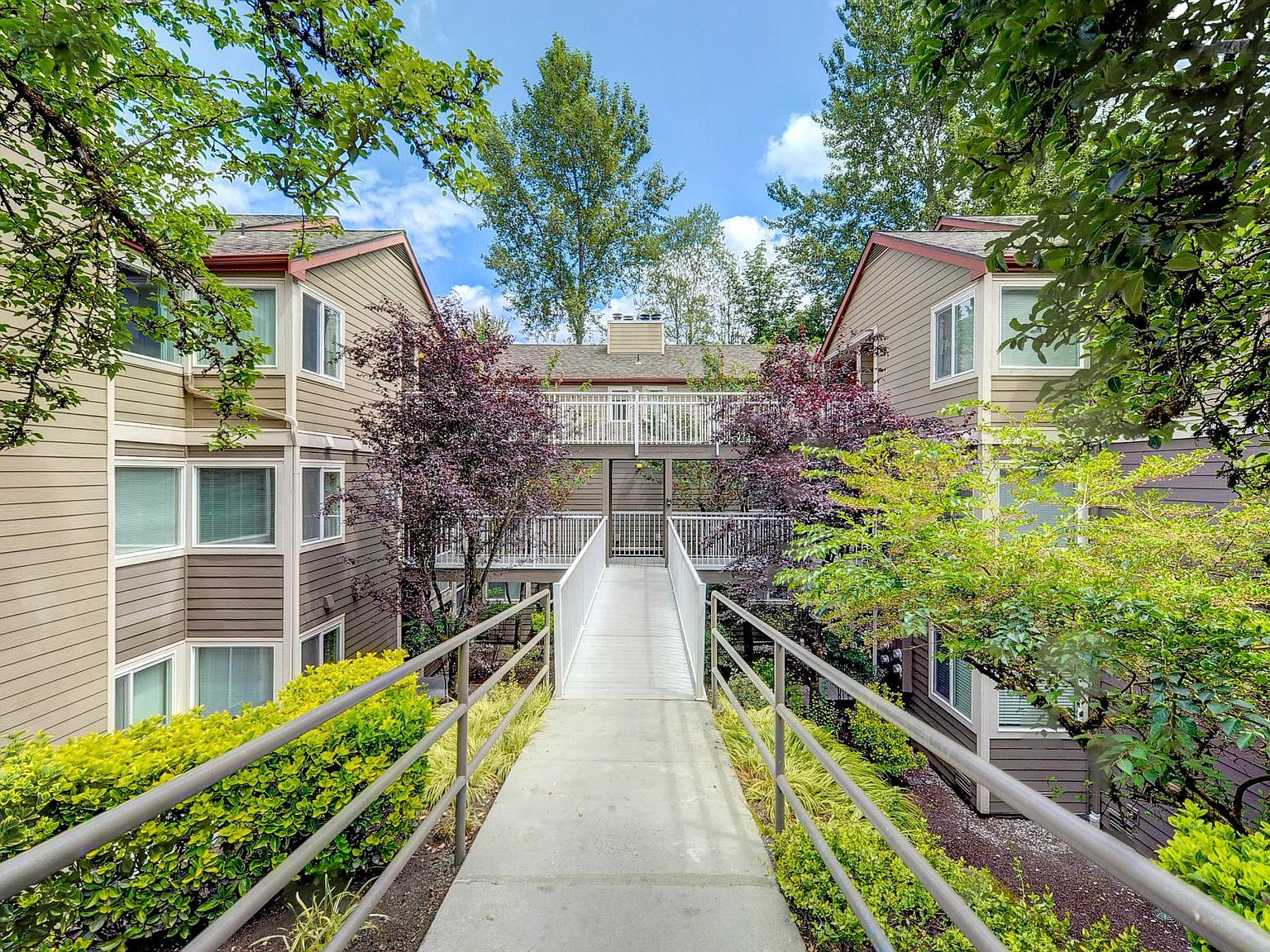 700 Front St S UNIT D201, Issaquah, WA 98027 Zillow