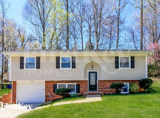 318 Elm Dr, Winston Salem, NC 27105