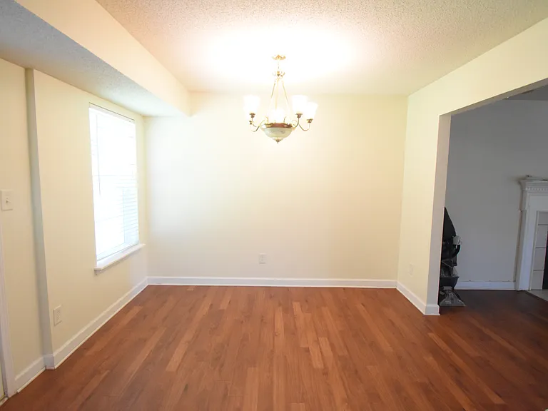 1431 Olde Justin Pl — Photo 6