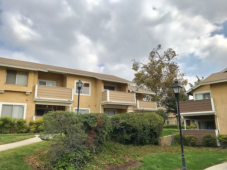 1st image of 3631 Oak Creek Dr Unit D