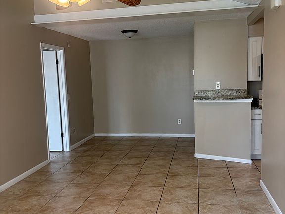 2nd image of 2483 Whispering Woods Blvd APT 1
