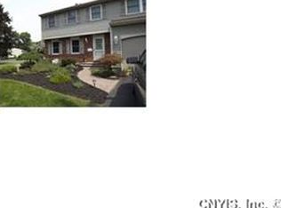 4 Nectarine Ln, Liverpool, NY 13090