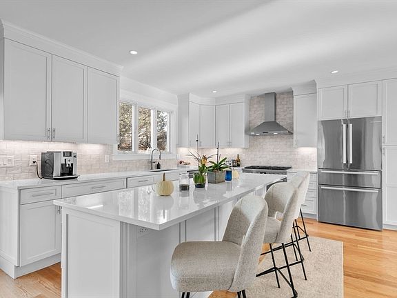 2nd image of 12 Lamberts Ln