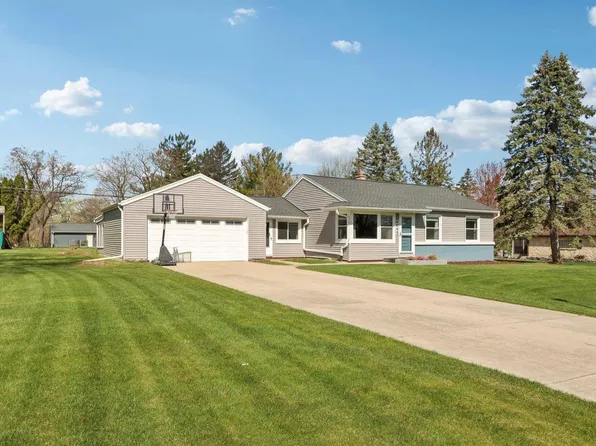 4645 North 148th STREET, Brookfield, WI 53005