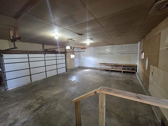 2nd image of 26930 Madlyn Dr