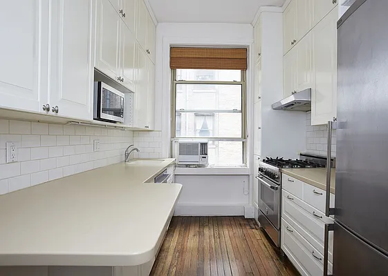 Sold by Stribling | media 10