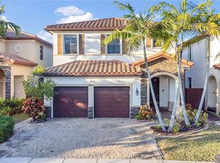 Baywinds Of Flores, Homestead, FL 33033