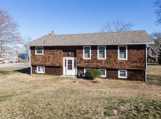 29 Walcott Ave, Jamestown, RI 02835