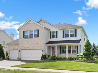 2175 Clementi Ln, Aurora, IL 60503