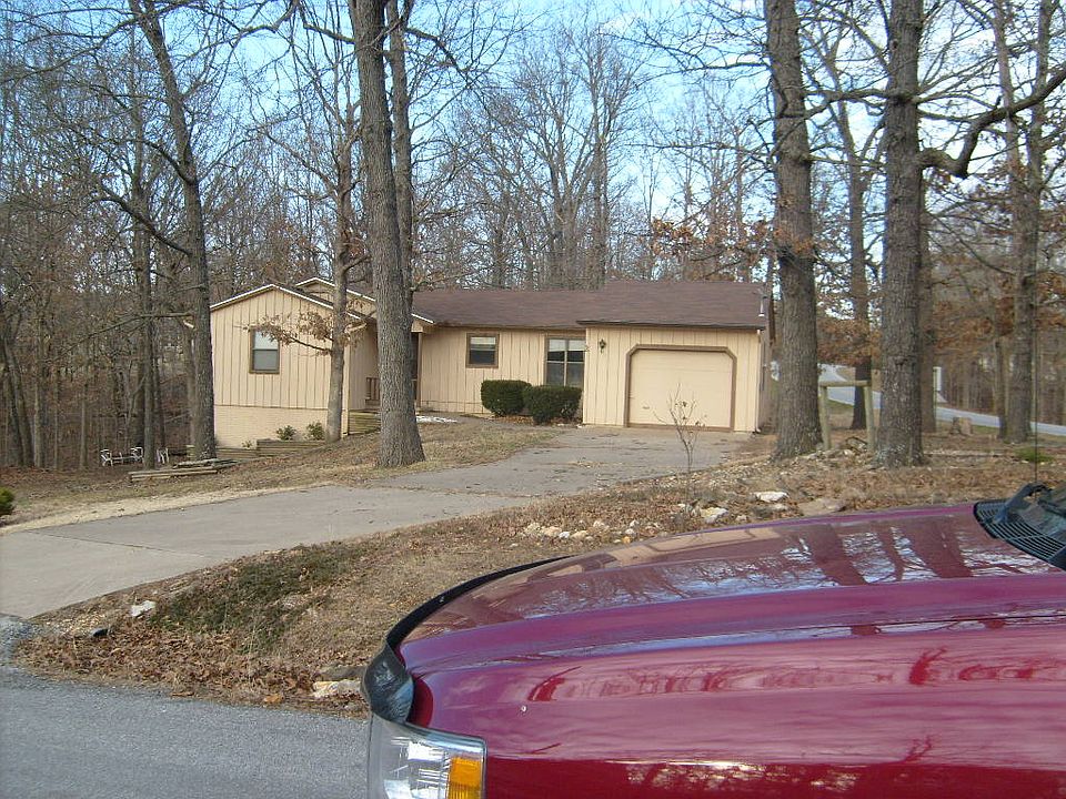 1st image of 2 Leighton Ln