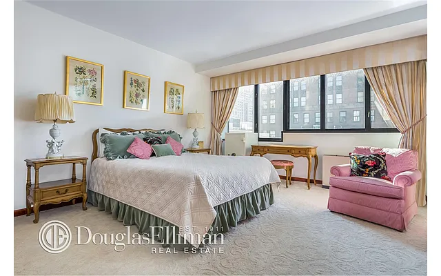 Sold by Douglas Elliman | media 7