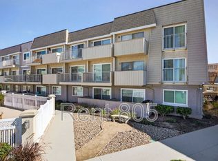 334 E Surfside Dr, Port Hueneme, CA 93041