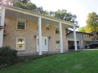 45 Greentree Rd, Wheeling, WV 26003
