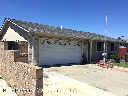 2nd image of 5131 Royal Palm Dr