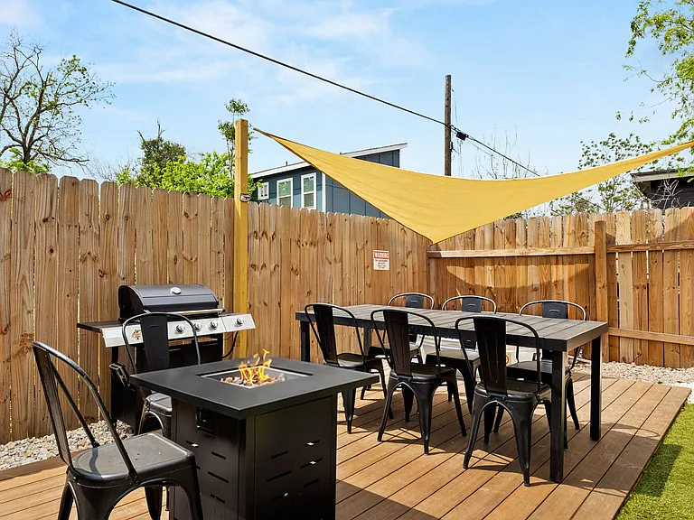 1012 Denver Blvd — Photo 23