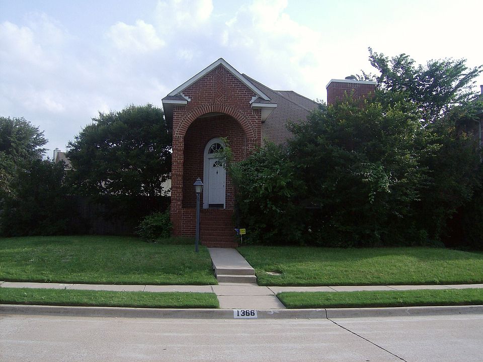 Beautiful curb appeal