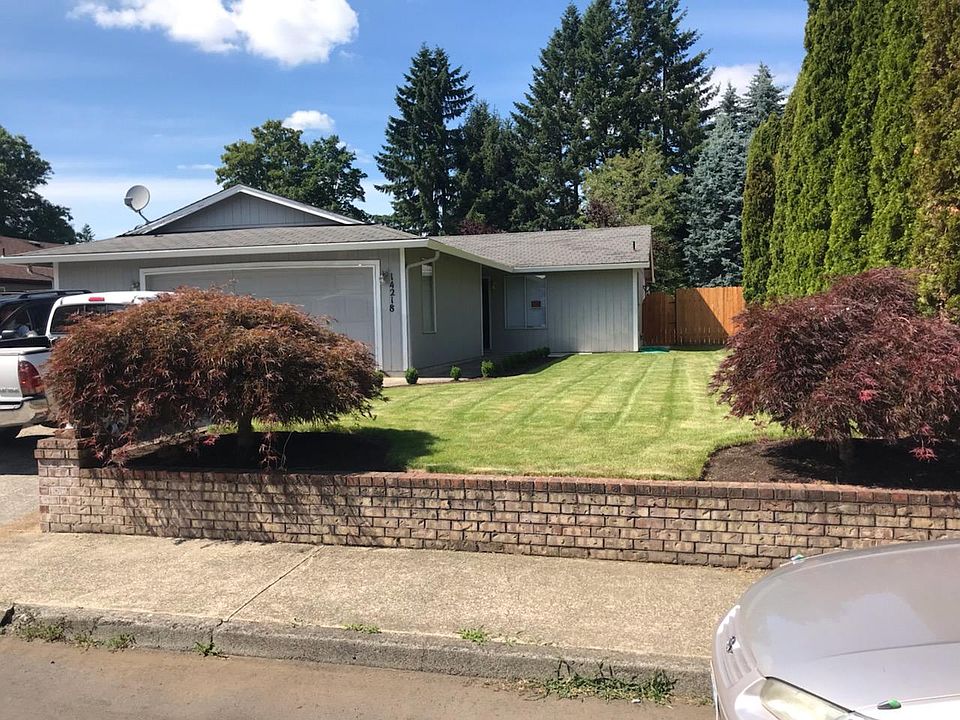 1st image of 14218 NE 91st St