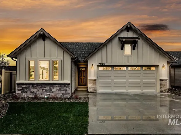 7023 S Skybreak Ln, Meridian, ID 83642