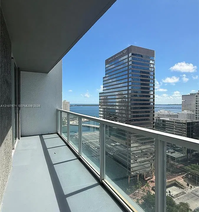 500 Brickell Ave #2808
