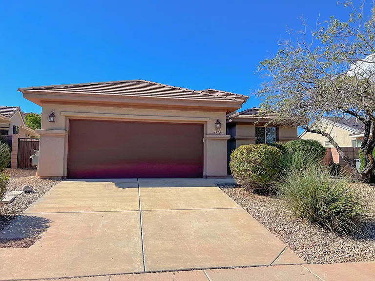 1775 N Overland Trails Dr — Photo 4