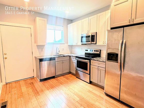 2nd image of 1845 E Oakdale St