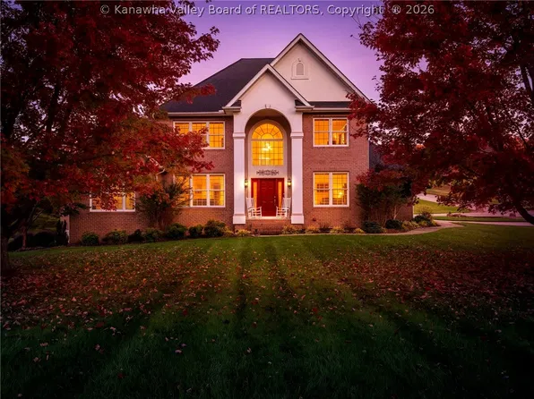 45 Crystal Springs Dr, Winfield, WV 25213