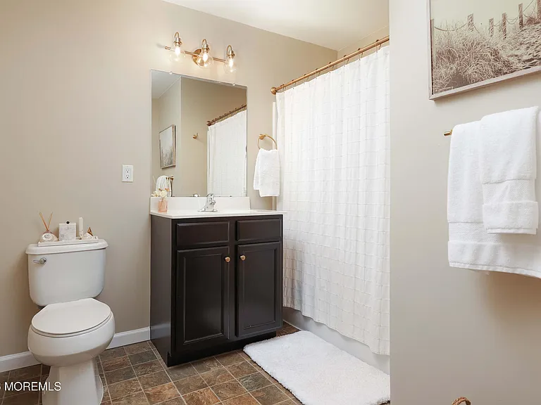 207 Harvest Way — Photo 22