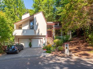 9 Pericles, Lake Oswego, OR