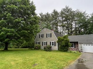 9 River Rd, Amherst, NH 03031