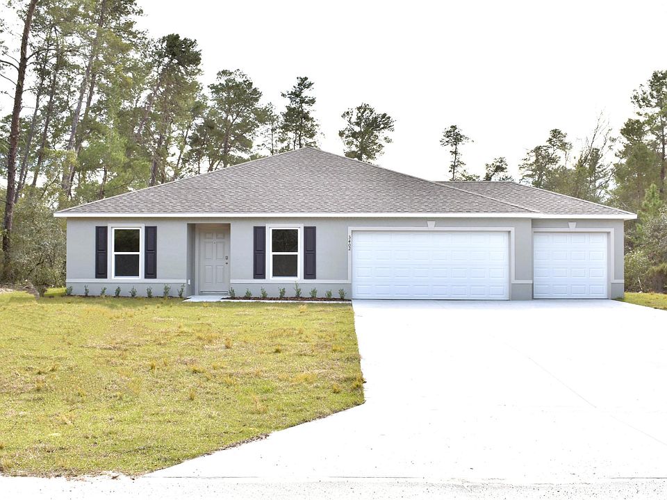 1,800 sqft! 3 Car GARAGES!! 4 Bedrooms/ 2 Bathrooms