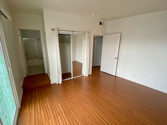 5th image of 2233 S Bentley Ave APT 108