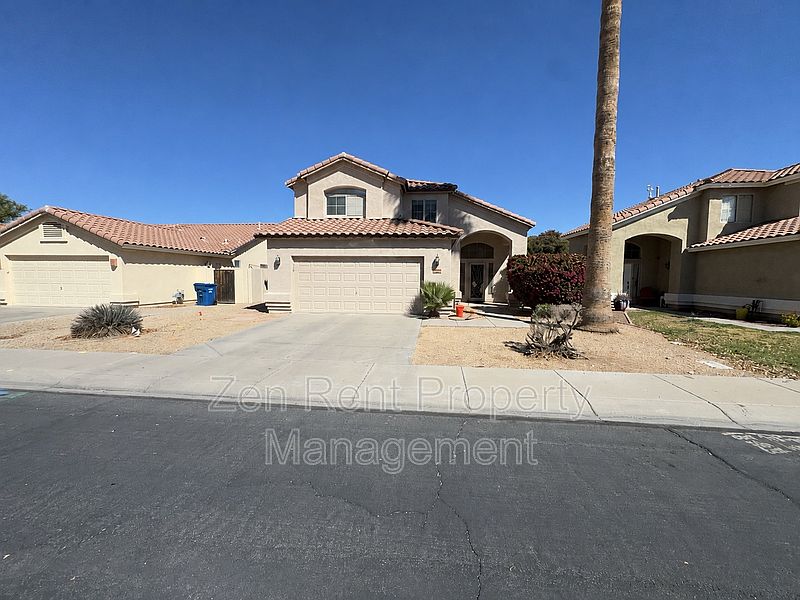 1st image of 1340 W Sparrow Dr