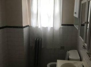 7815 160th St #1, Fresh Meadows, NY 11366
