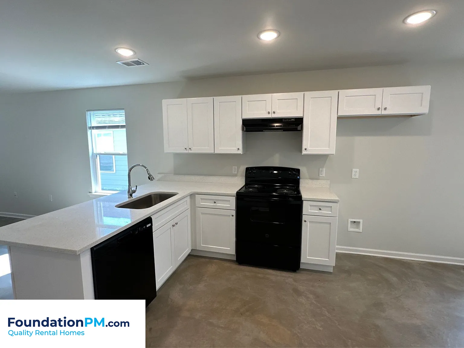 2507 East Tyler Avenue (AF 07/18/26) - — Photo 2